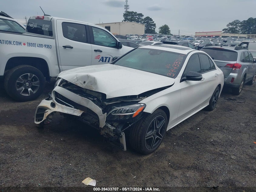 VIN 55SWF8EB4KU290215 2019 MERCEDES-BENZ C 300 4MATIC