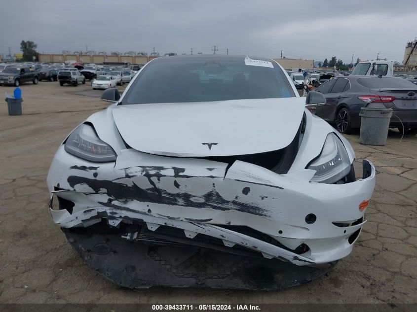 2019 Tesla Model 3 Long Range/Performance VIN: 5YJ3E1EB7KF454054 Lot: 39433711