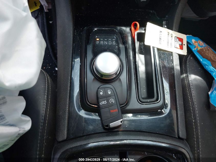 2019 Chrysler 300 300S VIN: 2C3CCABG8KH562901 Lot: 39433929