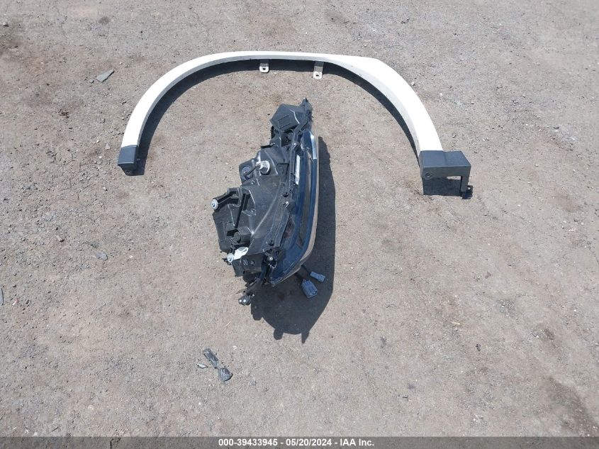 2022 Lexus Ux 250H VIN: JTHP9JBH4N2061083 Lot: 39433945