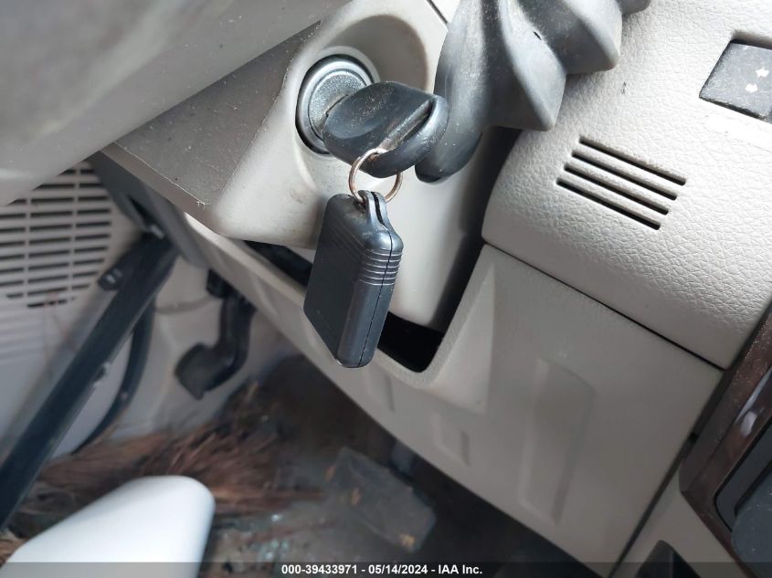 2008 Ford F-250 Fx4/Harley-Davidson/King Ranch/Lariat/Xl/Xlt VIN: 1FTSW21R18EB97016 Lot: 39433971