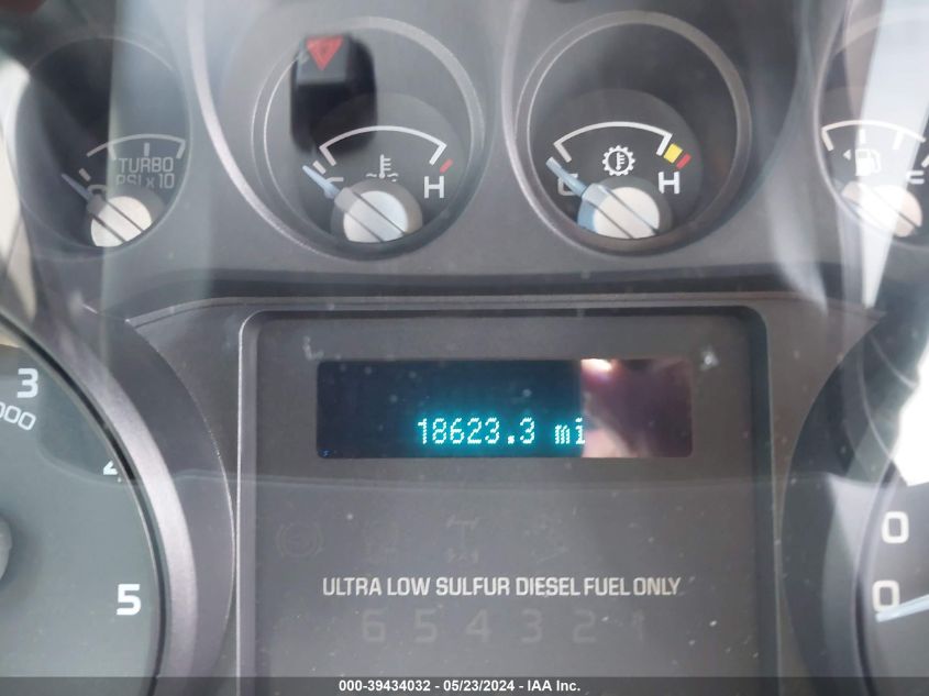 2013 Ford F-250 Xlt VIN: 1FT7X2BTXDEB19471 Lot: 39434032