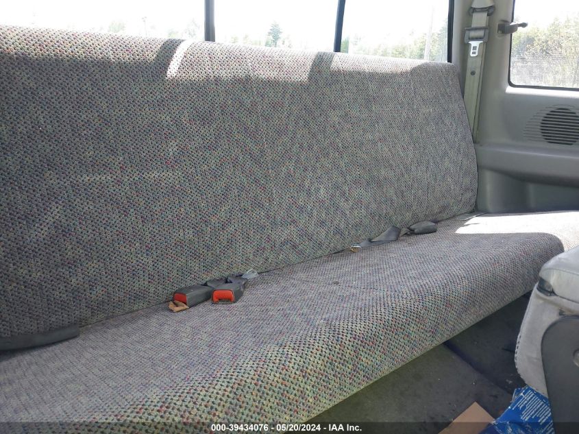 1998 Dodge Ram 1500 St VIN: 3B7HF12Z4WM227751 Lot: 39434076