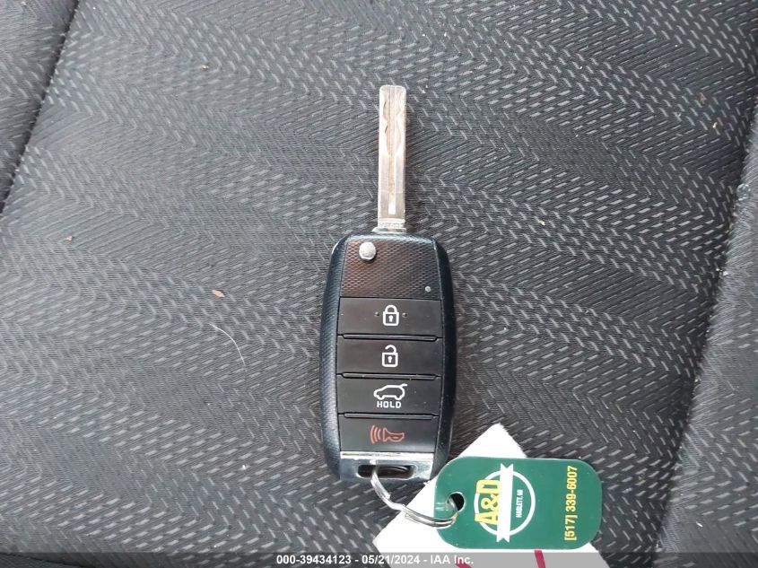 2020 Kia Sportage Lx VIN: KNDPMCACXL7638605 Lot: 39434123