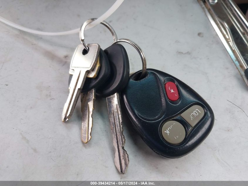 2001 Chevrolet Suburban 1500 Ls VIN: 3GNEC16T41G258286 Lot: 39434214