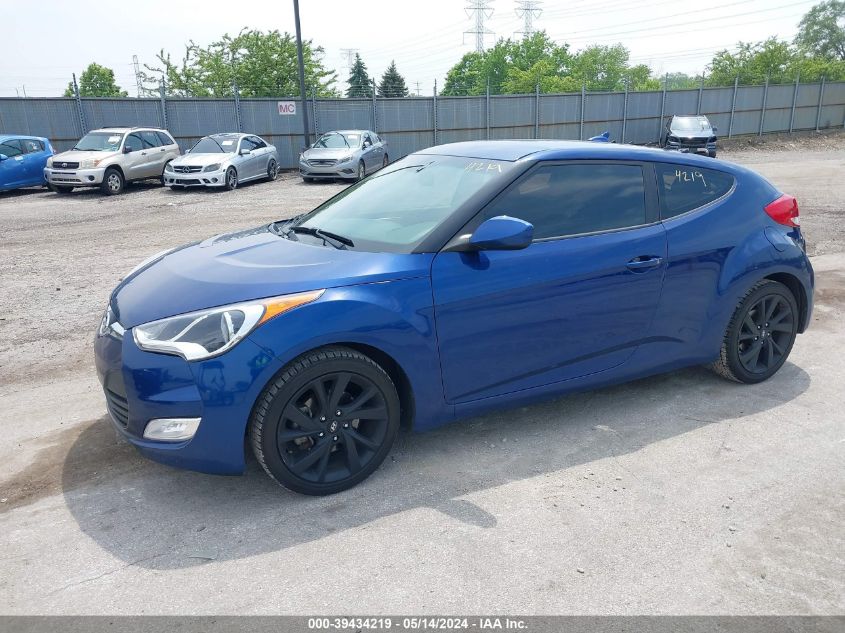 2017 Hyundai Veloster VIN: KMHTC6AD2HU306402 Lot: 39434219