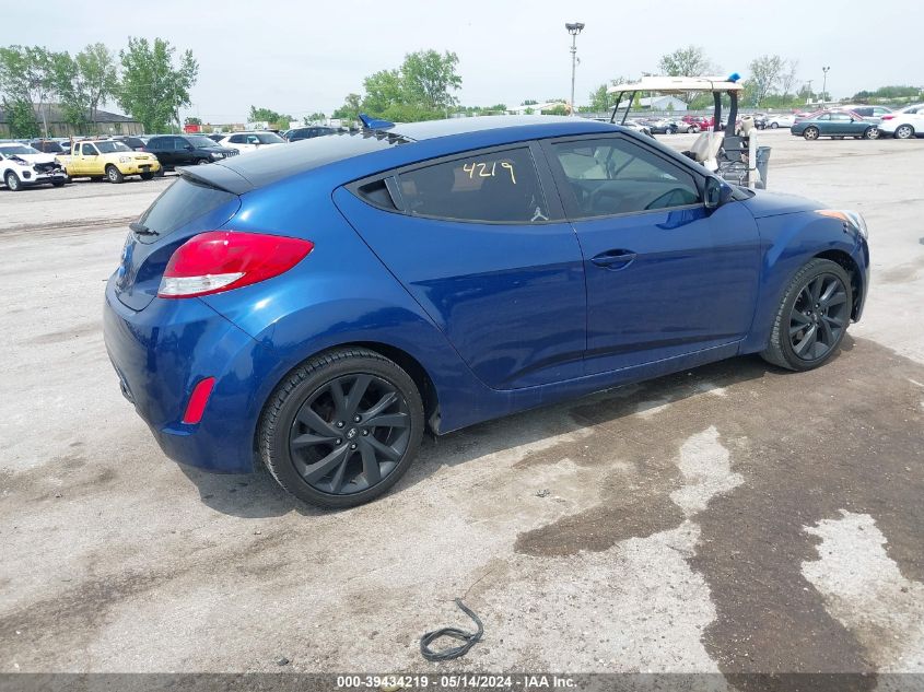 2017 Hyundai Veloster VIN: KMHTC6AD2HU306402 Lot: 39434219