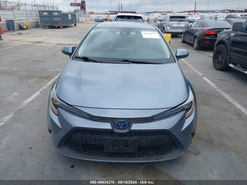 2021 TOYOTA COROLLA LE - JTDEAMDE0MJ027330