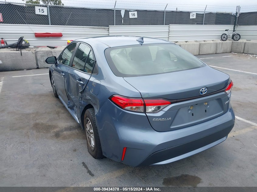 2021 TOYOTA COROLLA LE - JTDEAMDE0MJ027330