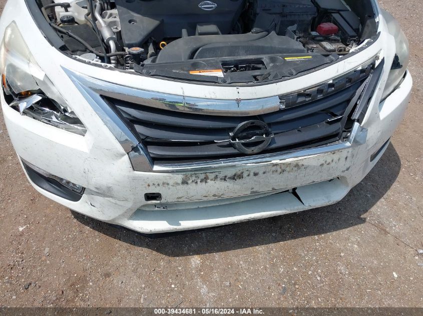 2015 Nissan Altima 2.5 S VIN: 1N4AL3AP2FC485604 Lot: 39434681