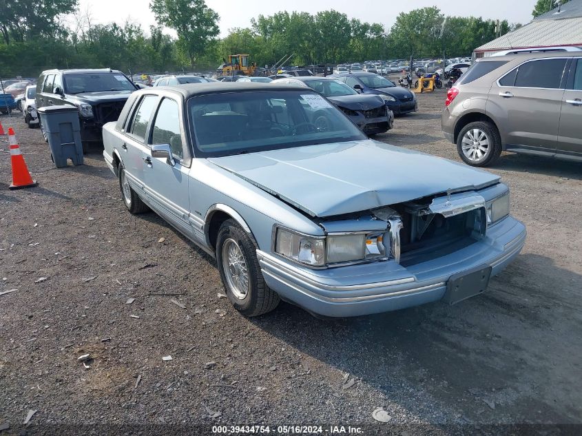 1LNLM81W3PY664657 1993 Lincoln Town Car Executive