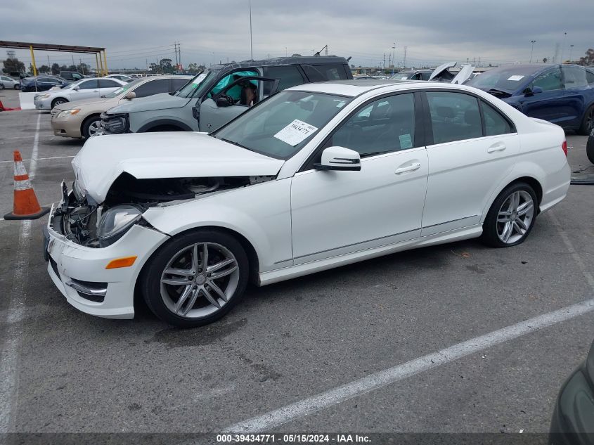 2013 Mercedes-Benz C 250 Luxury/Sport VIN: WDDGF4HB7DR243628 Lot: 39434771