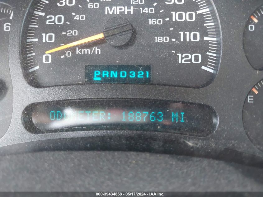 2004 Chevrolet Silverado 1500 Z71 VIN: 2GCEK13T341314814 Lot: 39434858