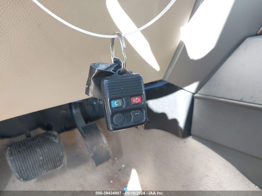 2008 Ford Expedition Eddie Bauer/King Ranch VIN: 1FMFU17528LA25302 Lot: 39434987