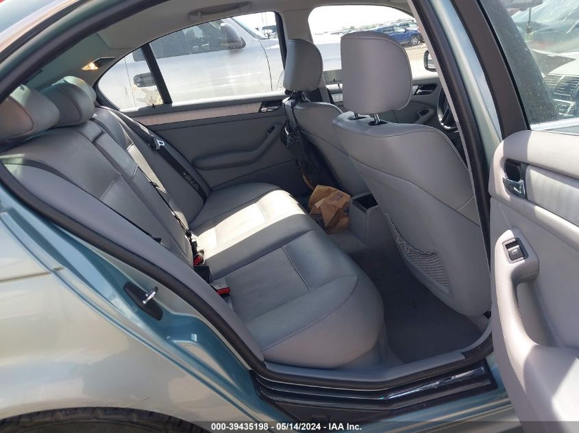 2004 BMW 330Xi VIN: WBAEW53474PN34803 Lot: 39435198