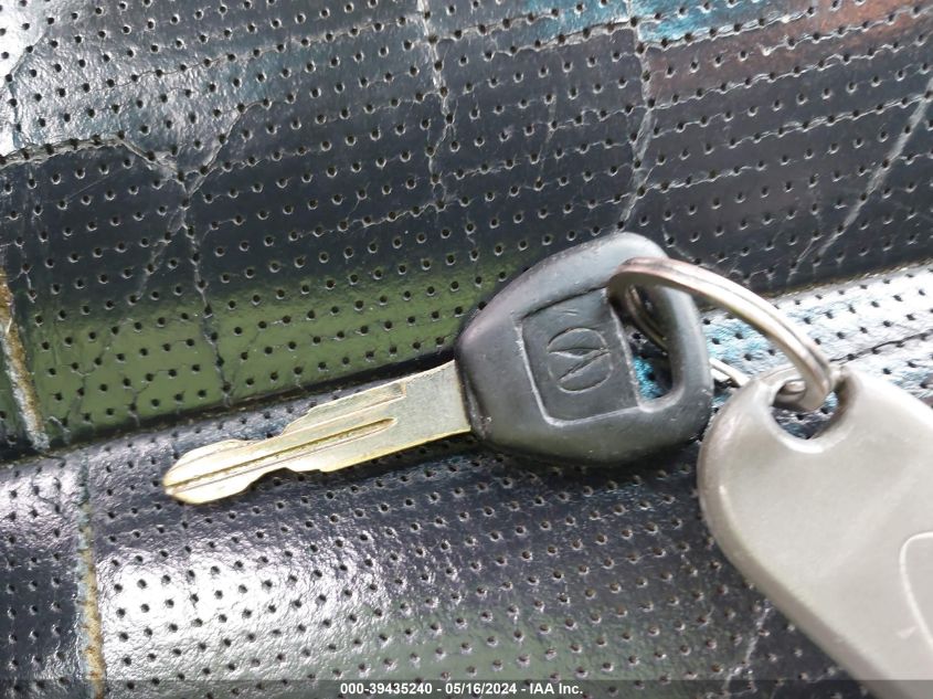 2004 Acura Mdx VIN: 2HNYD18824H516895 Lot: 39435240