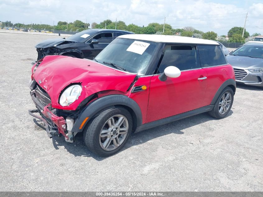 2013 Mini Hardtop Cooper VIN: WMWSU3C59DT682688 Lot: 39435254