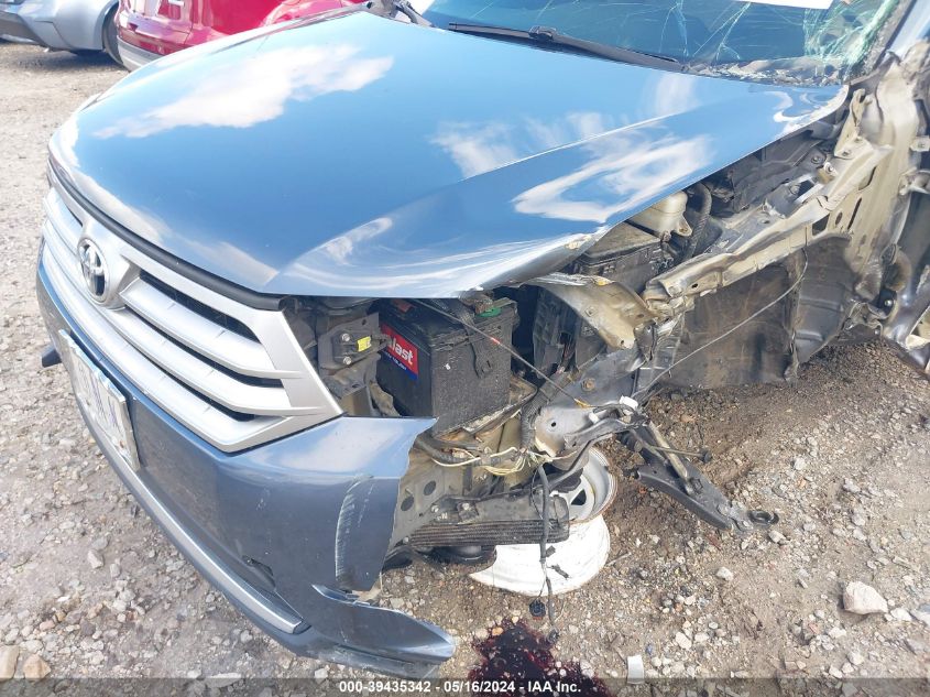 2012 Toyota Highlander Se V6 VIN: 5TDZK3EH2CS081568 Lot: 39435342