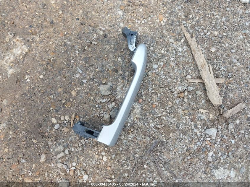 2011 Nissan Versa 1.8S VIN: 3N1BC1CP8BL384939 Lot: 39435405