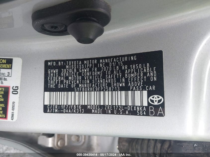 2015 Toyota Corolla Le VIN: 5YFBURHE9FP258713 Lot: 39435414