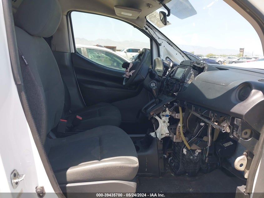 2015 Nissan Nv200 Sv VIN: 3N6CM0KN4FK714173 Lot: 39435700