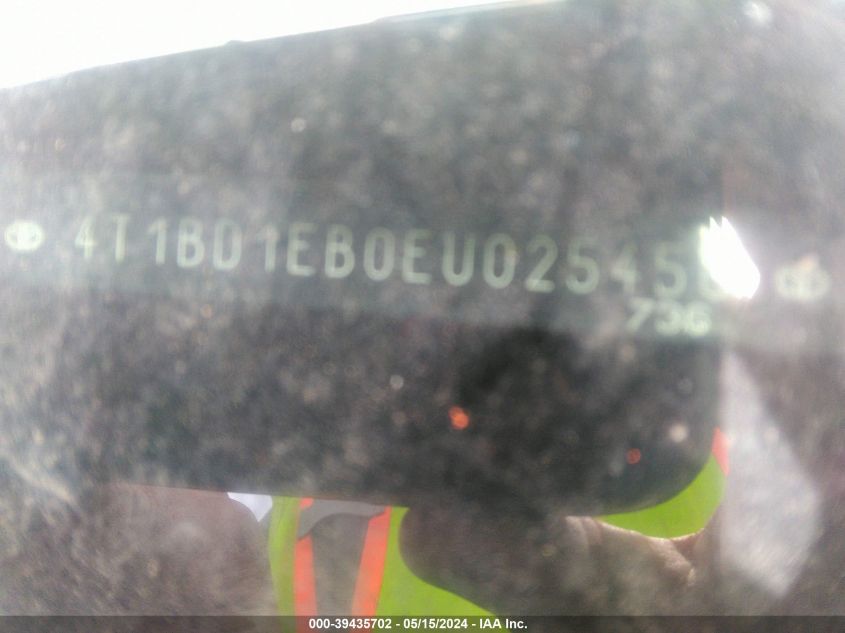 2014 Toyota Avalon Hybrid Xle Premium VIN: 4T1BD1EB0EU025456 Lot: 39435702