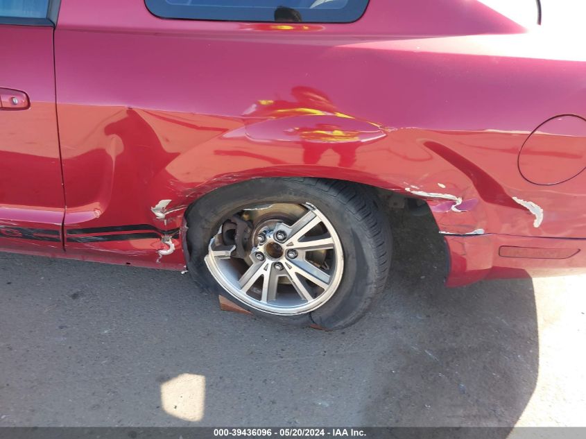 2005 Ford Mustang V6 Deluxe/V6 Premium VIN: 1ZVFT80N055239048 Lot: 39436096