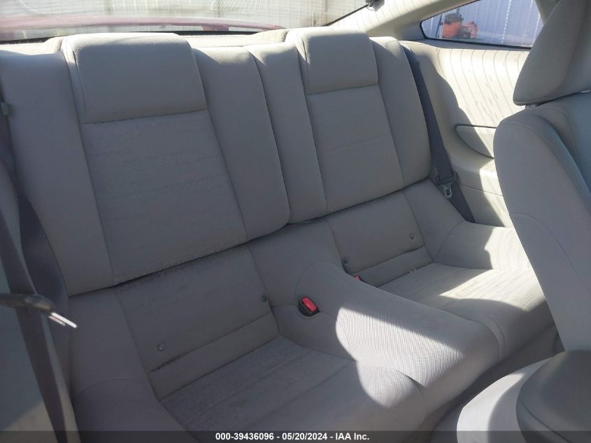 2005 Ford Mustang V6 Deluxe/V6 Premium VIN: 1ZVFT80N055239048 Lot: 39436096