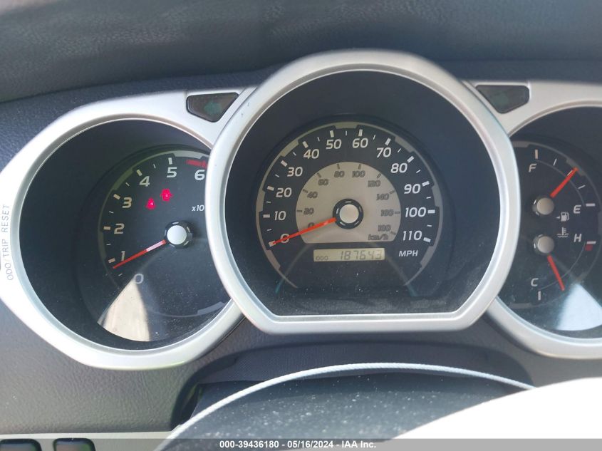 2004 Toyota 4Runner Sr5 V6 VIN: JTEZU14R248010008 Lot: 39436180