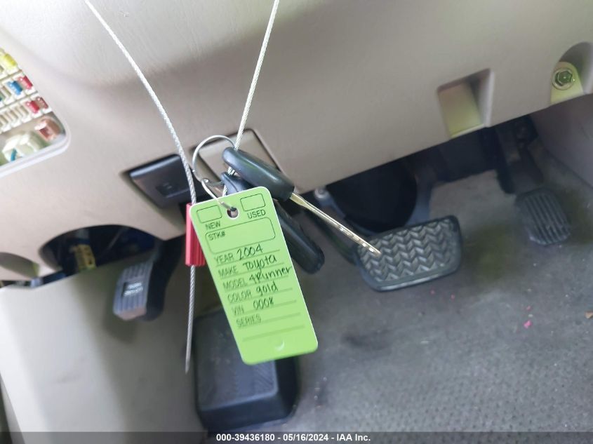 2004 Toyota 4Runner Sr5 V6 VIN: JTEZU14R248010008 Lot: 39436180