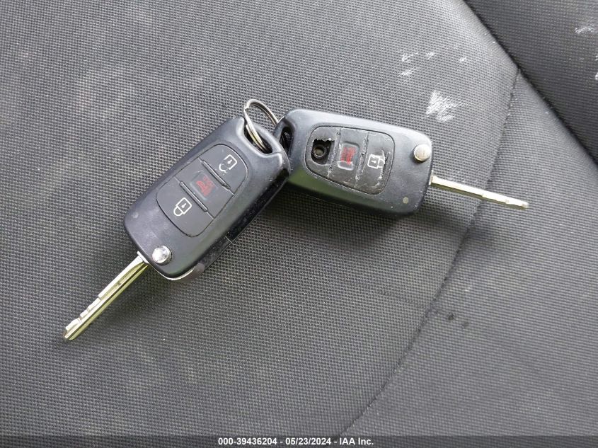 2013 Kia Soul + VIN: KNDJT2A64D7766062 Lot: 39436204