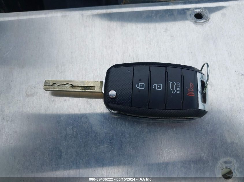 2016 Kia Sorento 3.3L Lx VIN: 5XYPGDA52GG092602 Lot: 39436222