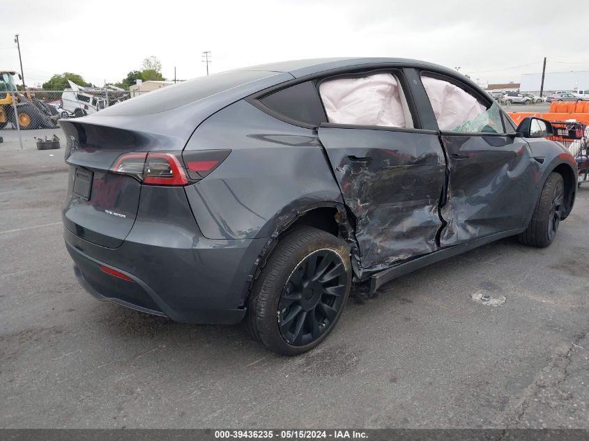 2022 Tesla Model Y Long Range Dual Motor All-Wheel Drive VIN: 7SAYGDEE3NF551416 Lot: 39436235