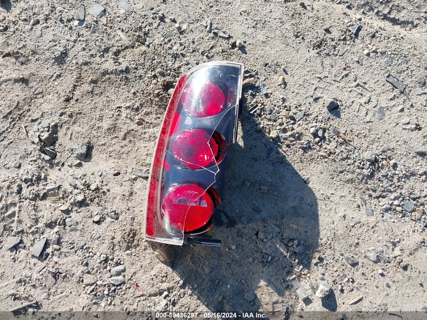 2013 GMC YUKON DENALI - 1GKS2EEF0DR252091