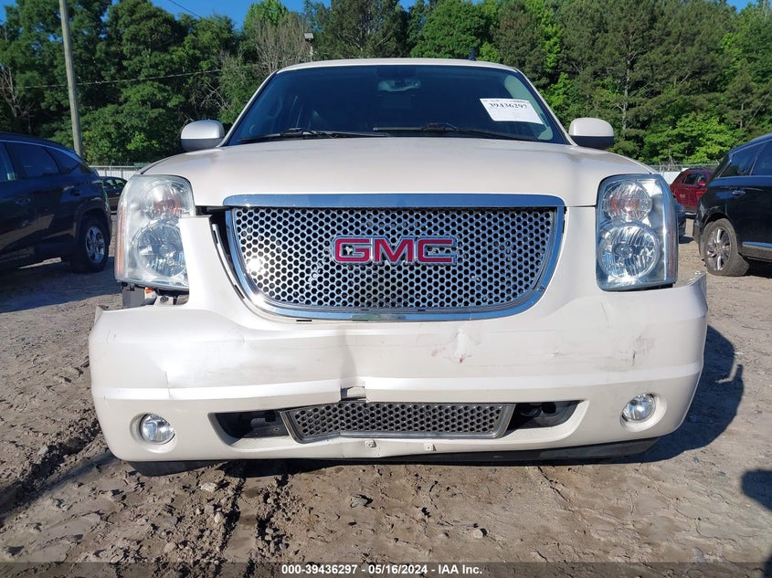 2013 GMC YUKON DENALI - 1GKS2EEF0DR252091