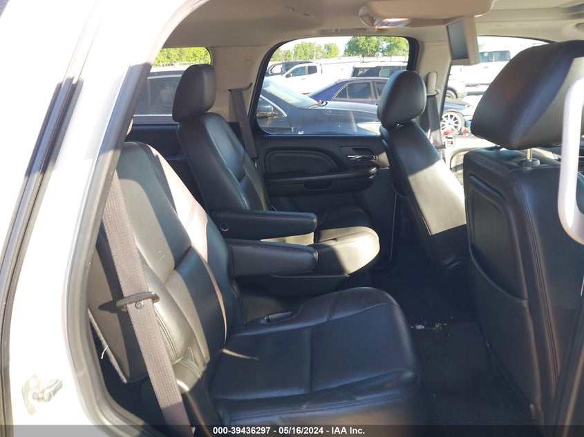 2013 GMC YUKON DENALI - 1GKS2EEF0DR252091