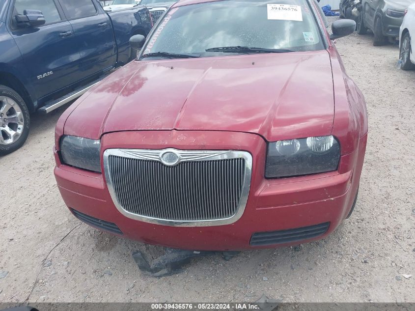 2008 Chrysler 300 Lx VIN: 2C3KA43R48H136151 Lot: 39744914