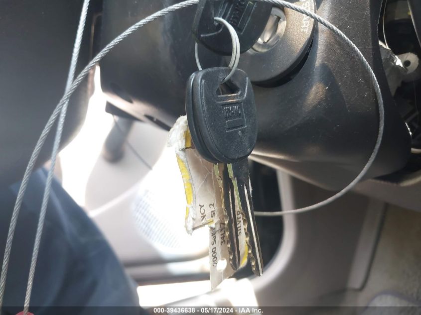 2000 Saturn Sl2 VIN: 1G8ZK5272YZ214143 Lot: 39436638