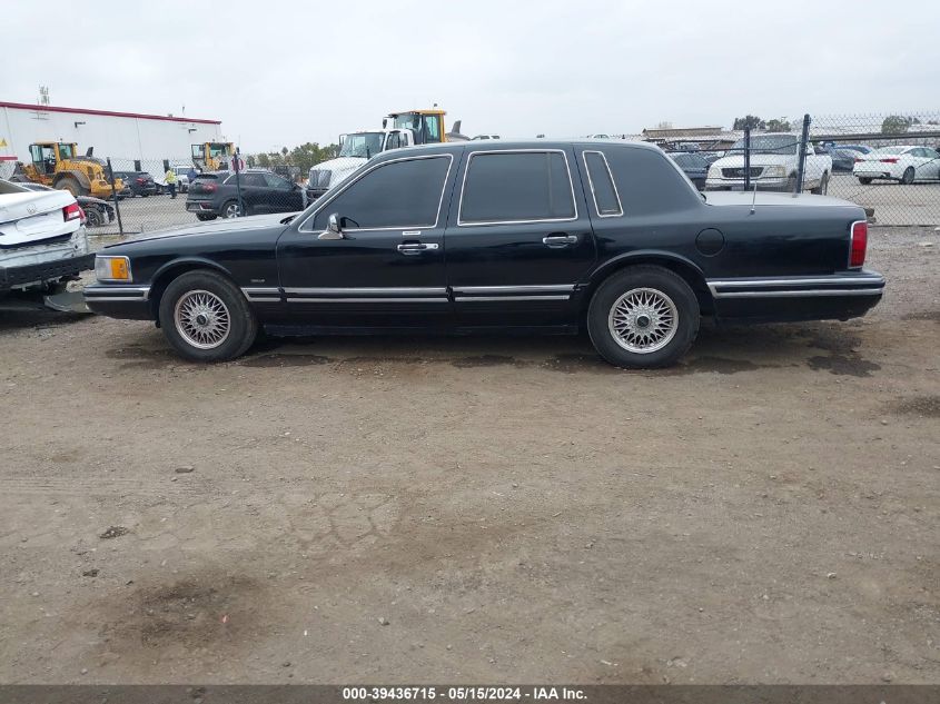 1994 Lincoln Town Car Signature/Tournament VIN: 1LNLM82WXRY630068 Lot: 39436715