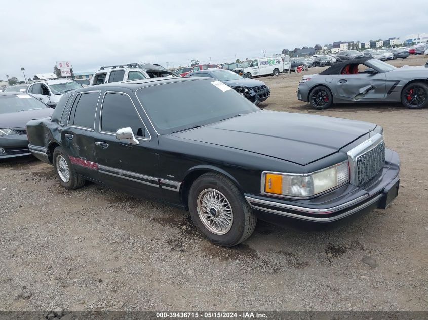 1994 Lincoln Town Car Signature/Tournament VIN: 1LNLM82WXRY630068 Lot: 39436715