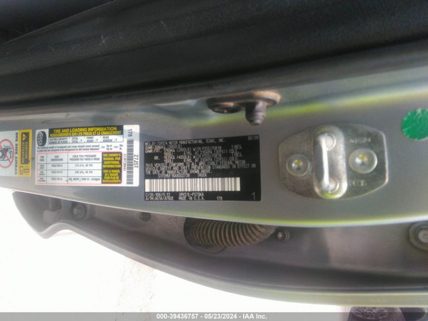 2010 Toyota Tundra Grade 4.6L V8 VIN: 5TFEM5F16AX002738 Lot: 39436757