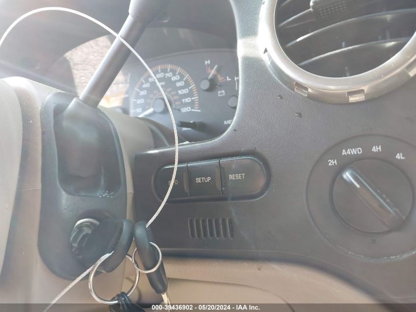 2003 Ford Expedition Eddie Bauer VIN: 1FMFU18L93LB35320 Lot: 39436902