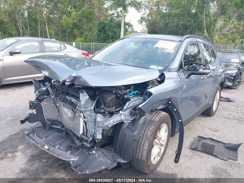 2023 Toyota Corolla Cross Le VIN: 7MUCAAAG7PV042805 Lot: 39436927