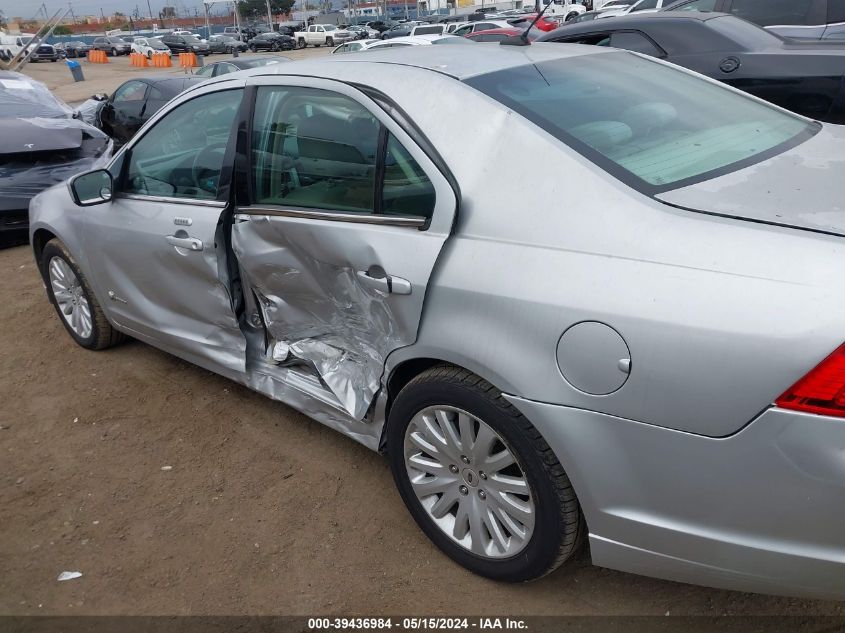 2010 Ford Fusion Hybrid VIN: 3FADP0L38AR110305 Lot: 39436984