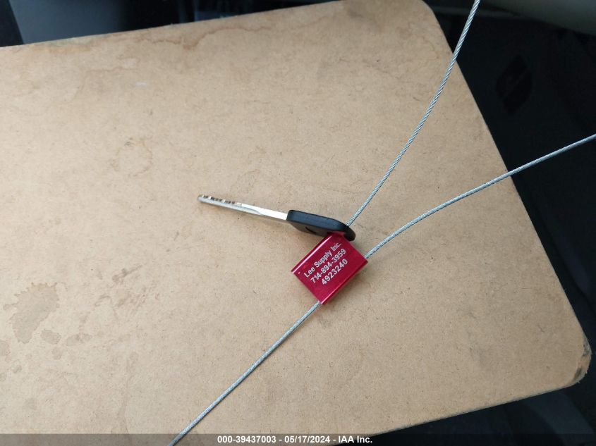 2008 Mercury Sable Luxury VIN: 1MEHM40W68G611932 Lot: 39437003