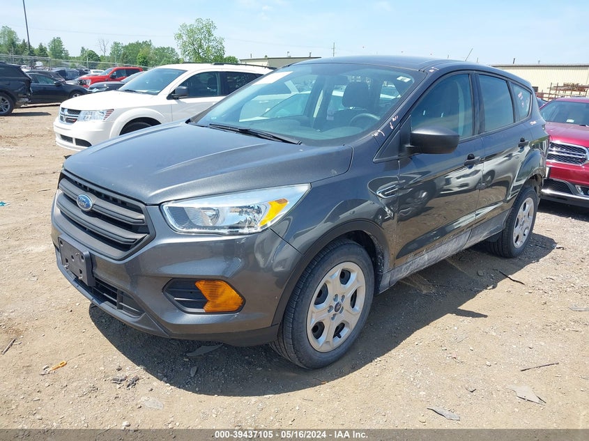 VIN 1FMCU0F78HUB78180 2017 FORD ESCAPE S