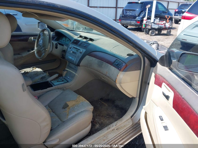 2004 Toyota Camry Solara Sle V6 VIN: 4T1CA38P84U020150 Lot: 39437173