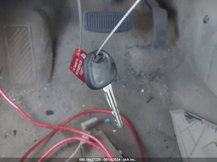 2006 Kia Optima Ex (New)/Lx (New) VIN: KNAGE123865025928 Lot: 39437229