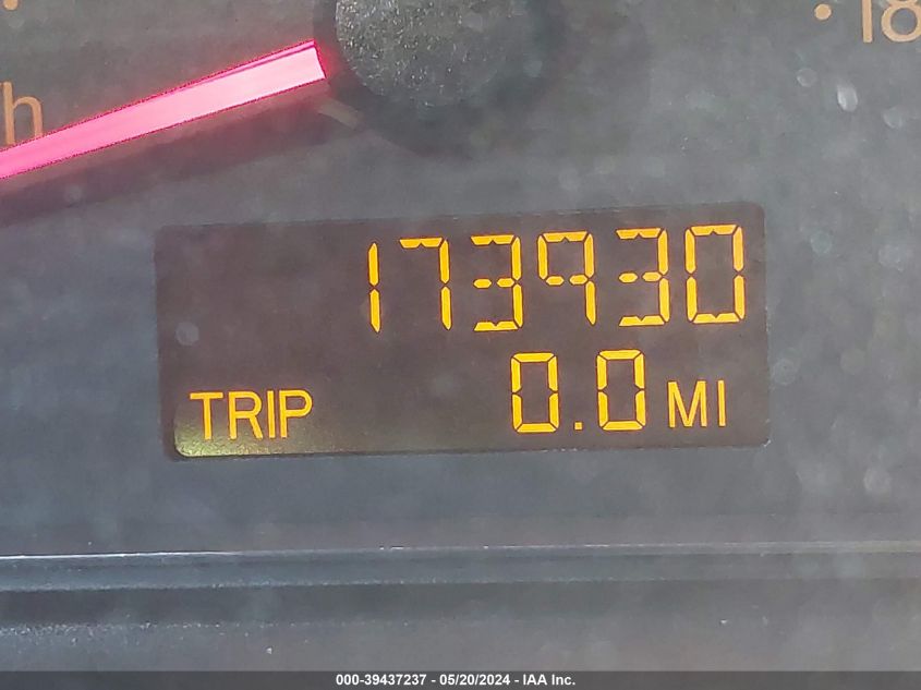 2005 Saturn Ion 2 VIN: 1G8AJ52FX5Z113676 Lot: 39437237