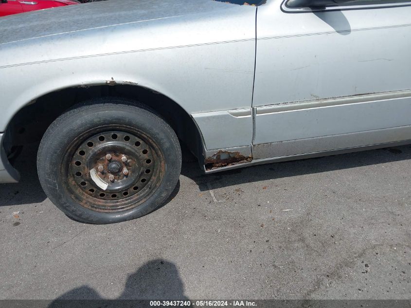 2000 Mercury Grand Marquis Ls VIN: 2MEFM75W6YX668031 Lot: 39437240